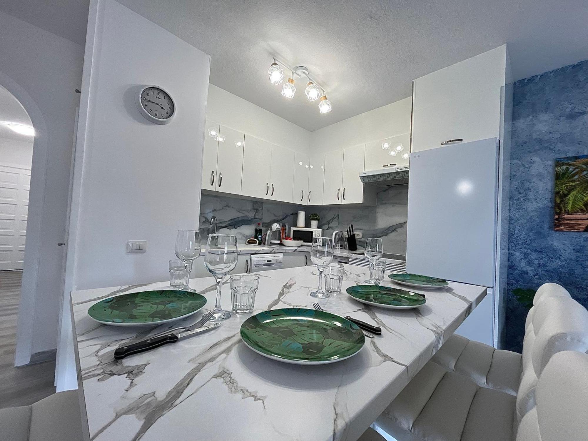 Ocean Light Apartment Los Cristianos  Buitenkant foto